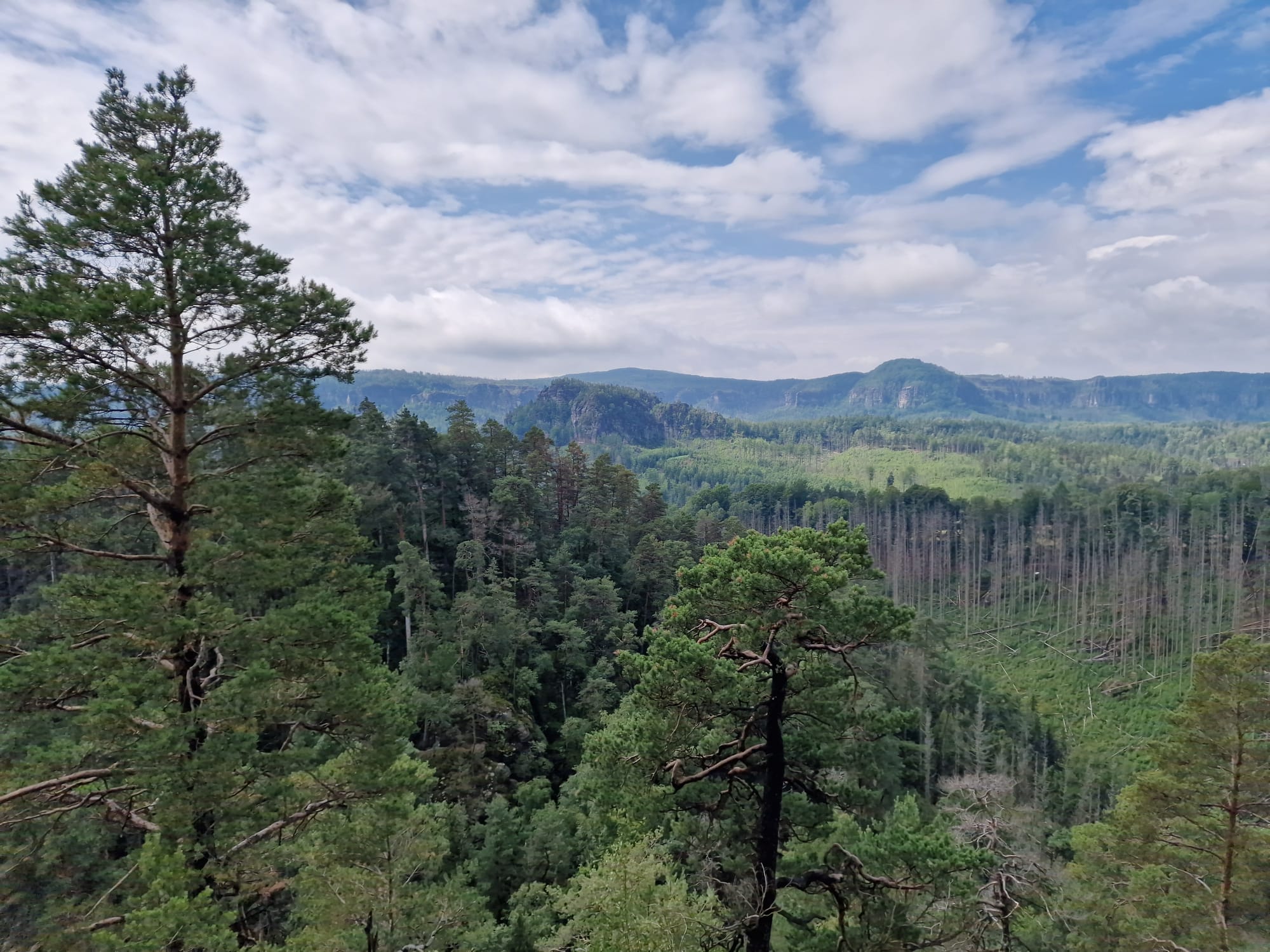 Ottendorf, Arnstein und Großstein